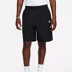 Nike Club Men's Woven Cargo Shorts